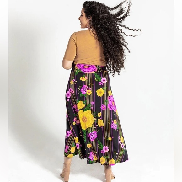 LulaRoe Maxi Long Skirt / Strapless Dress Extra Fancy w Added Glow/Texture 6-8 - Picture 14 of 16